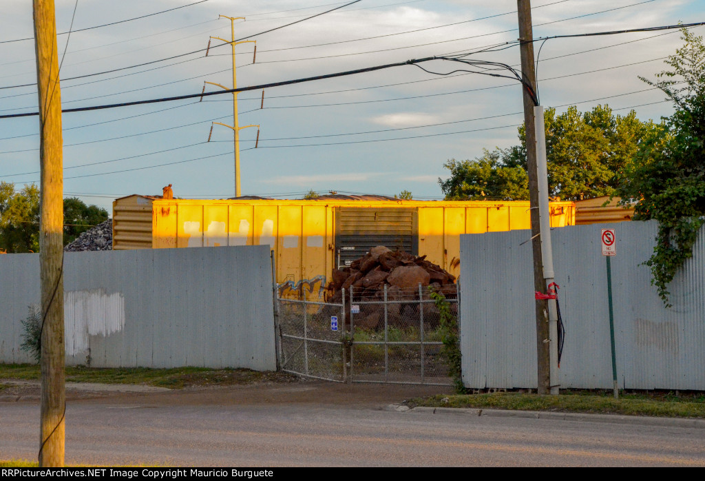 Ex Railbox being scrapped